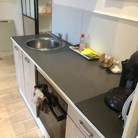 Cozy And Comfortable 2-room In Руан