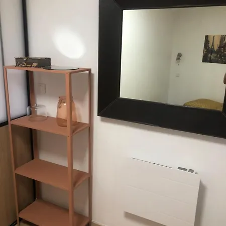 Cozy And Comfortable 2-room In アパート ルーアン